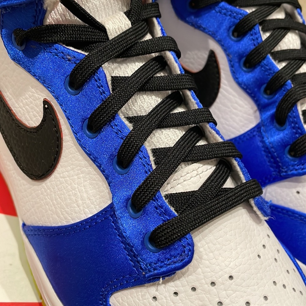 Nike Dunk High Women's Shoes Size W 7 / M 5.5 brand new with box - Picture 2 of 9